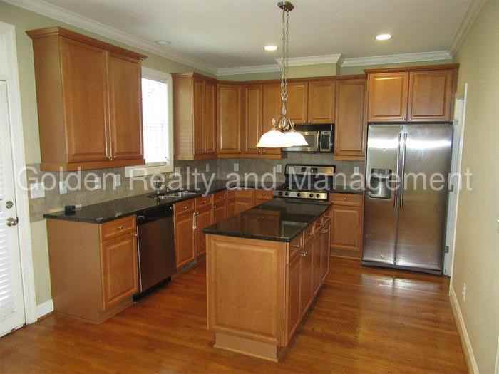 1231 Heritage Links Dr - Photo 2 of 10