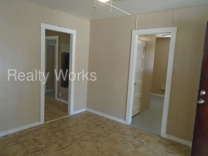 41878 4th St - Photo 2 of 7