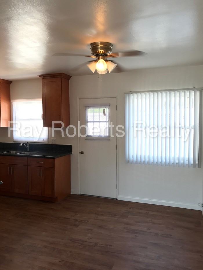 9019 1/2 Burma Rd - Photo 2 of 20