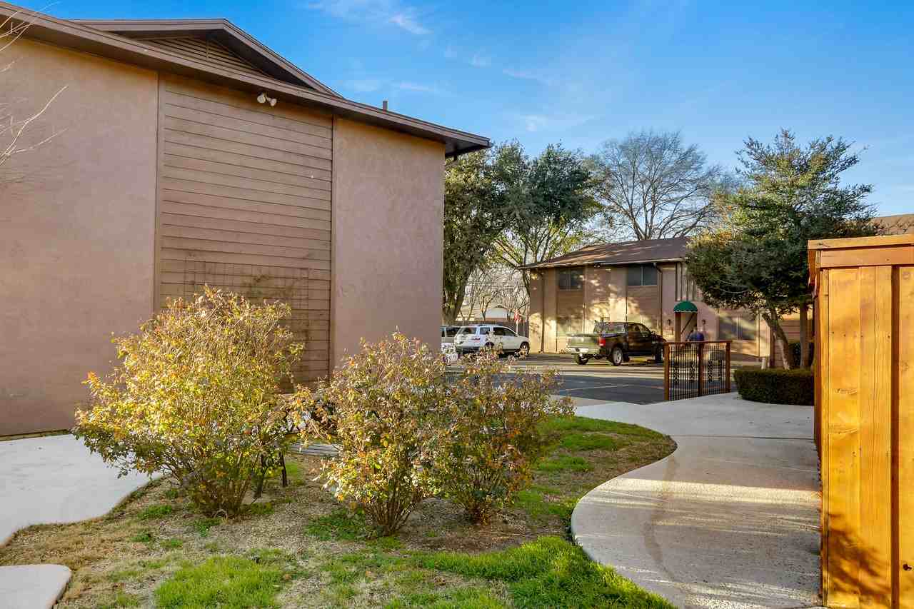 Atrium Gardens - Photo 2 of 15