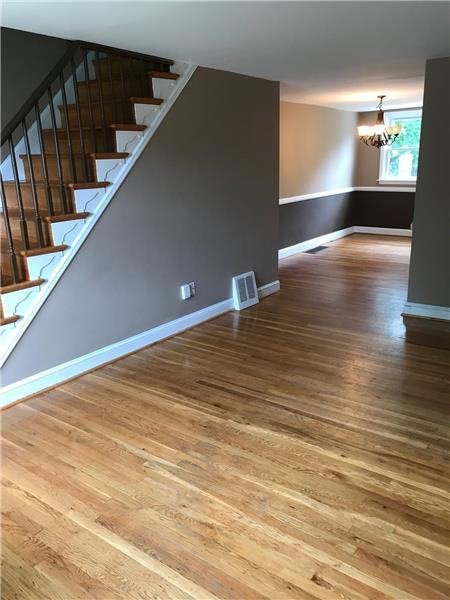 310 N Oak Ave - Photo 3 of 17