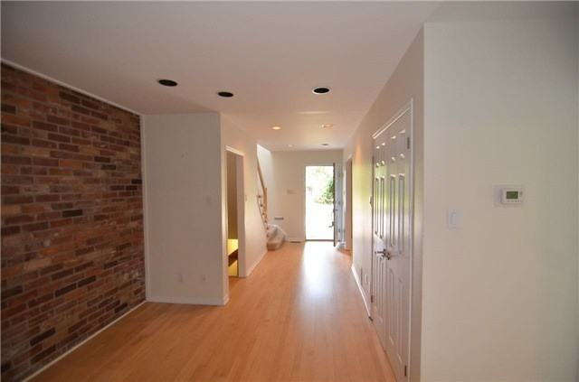 37 Davean Dr - Photo 2 of 20