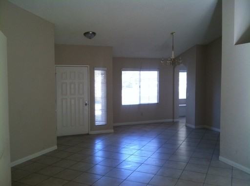 14653 Ponderosa Ranch Rd - Photo 2 of 10