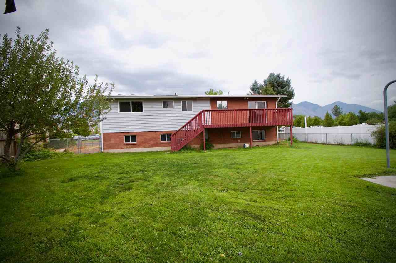 260 S 400 E - Photo 2 of 10