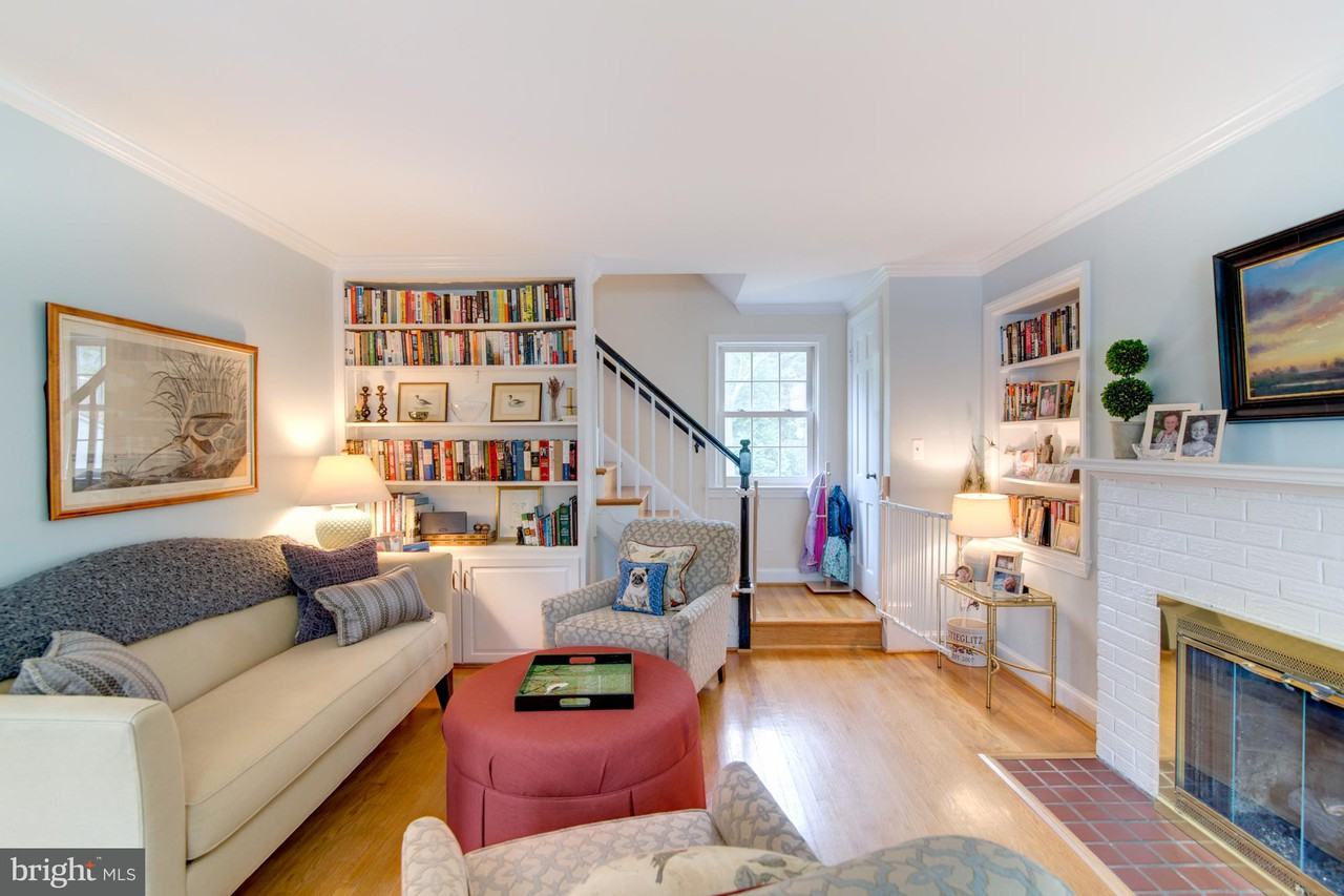 4935 34th Rd N - Photo 3 of 28