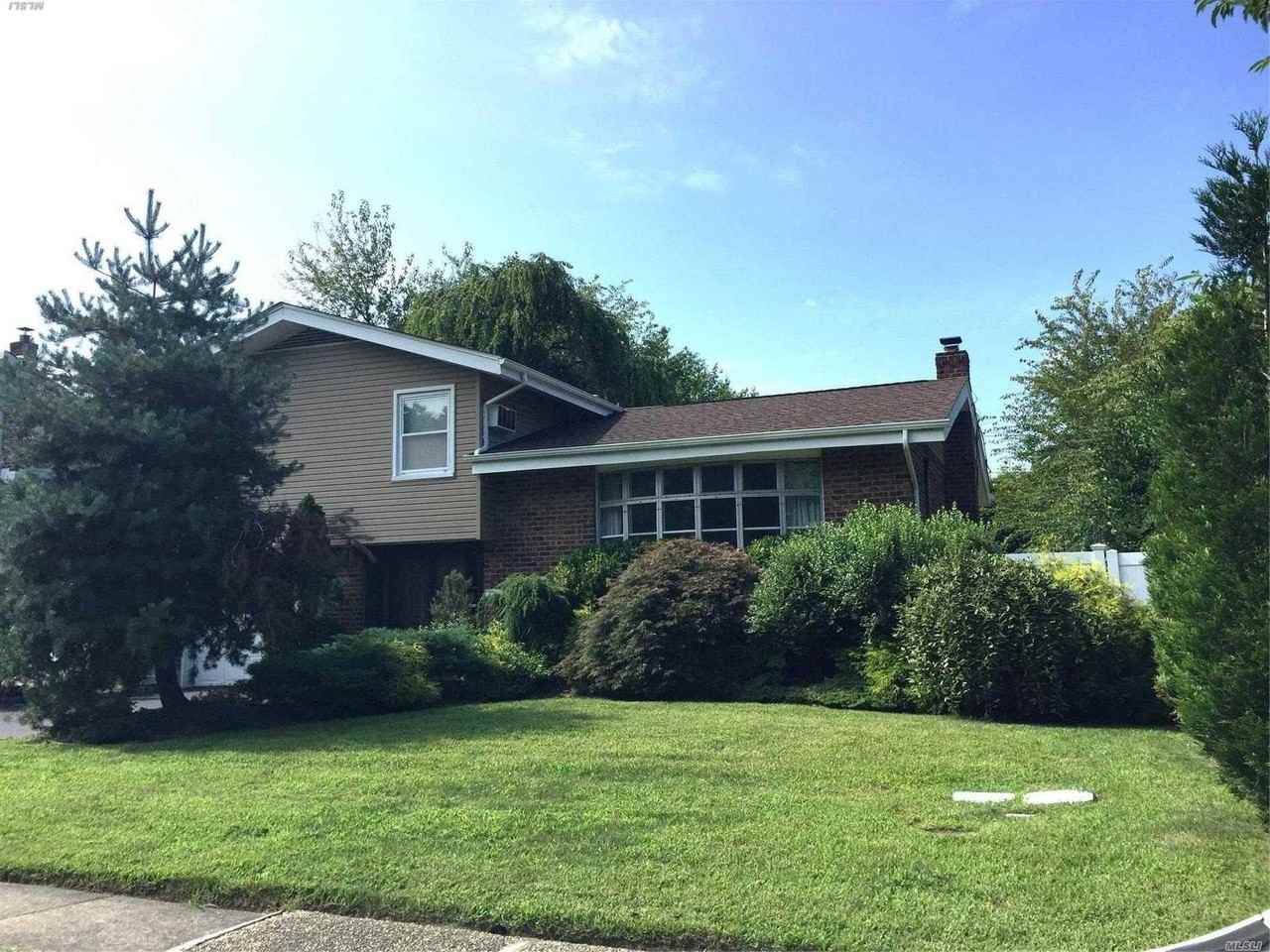 29 Village Dr - Photo 2 of 11