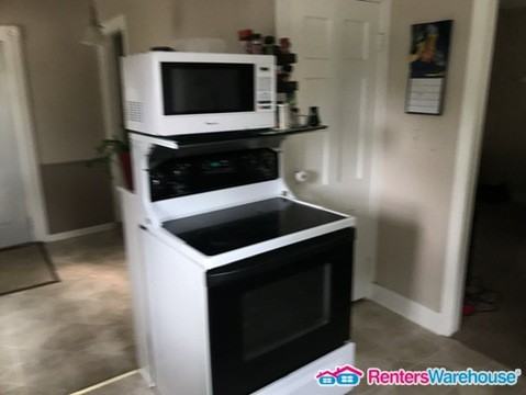 140 Rosalie Ave E - Photo 2 of 17