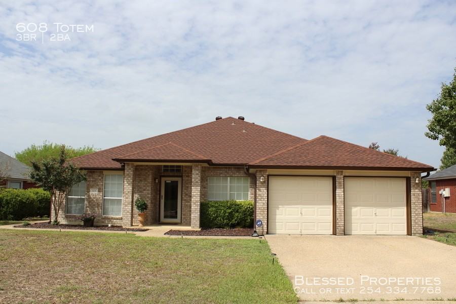 608 Totem Trail - Photo 2 of 38