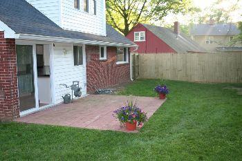 1404 Moffet Rd - Photo 2 of 4