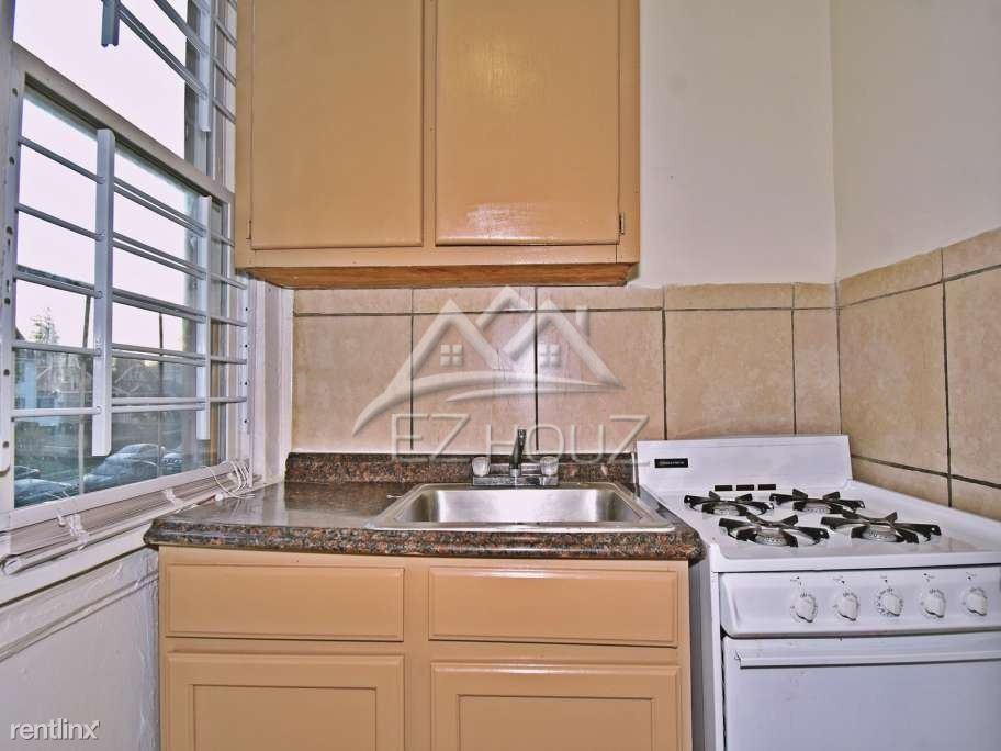 3913 Chatham Rd #B4 - Photo 2 of 14