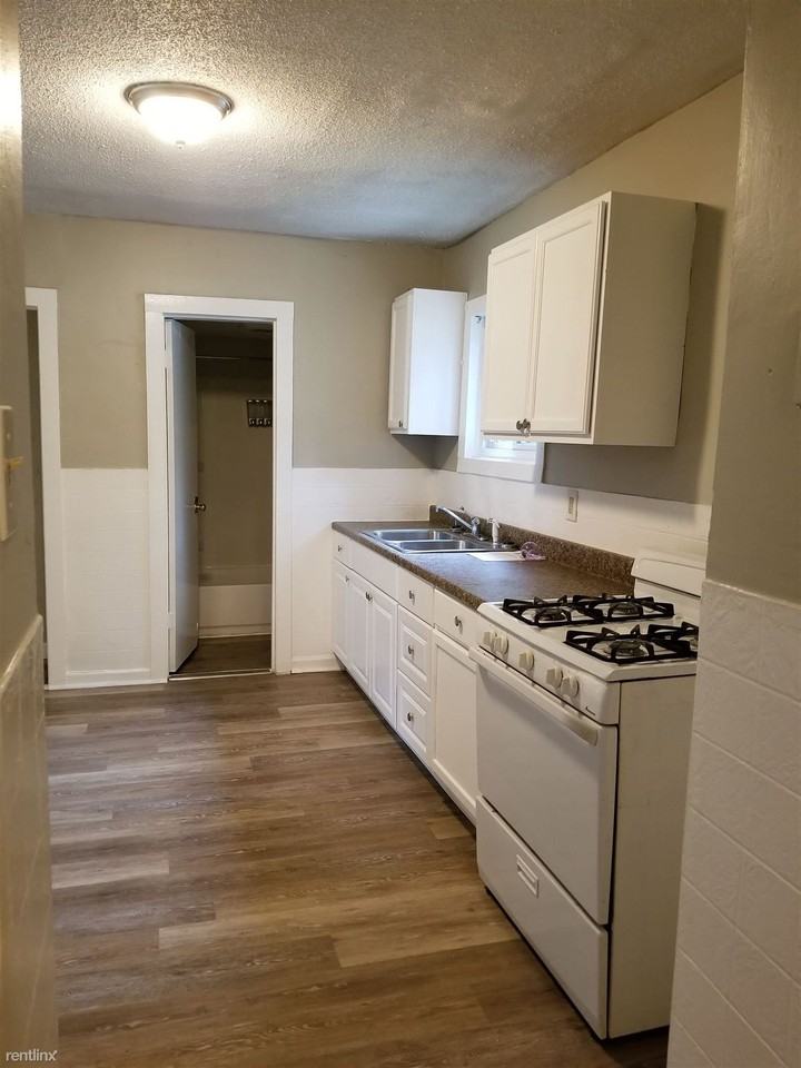 8370 Madison Ave - Photo 3 of 8