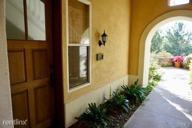 16 Merano Ct - Photo 3 of 8