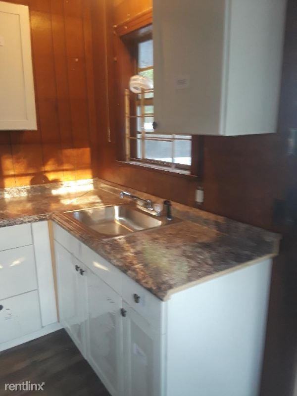 515 San Ambrogio St - Photo 2 of 10