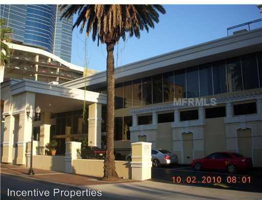 151 E Washington St #309