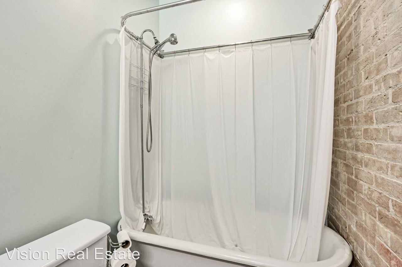 309 N 400 W - Photo 3 of 18