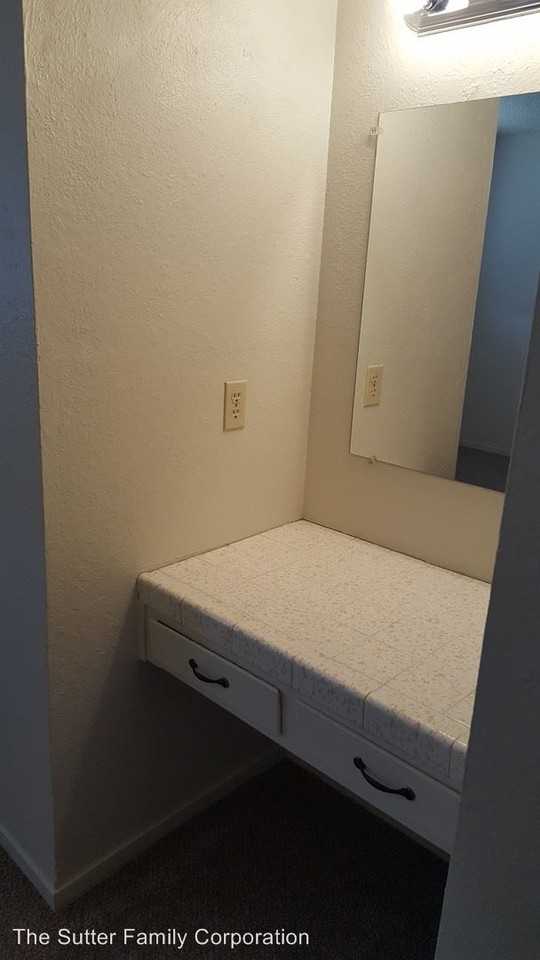 1722 Floyd Ave - Photo 3 of 7