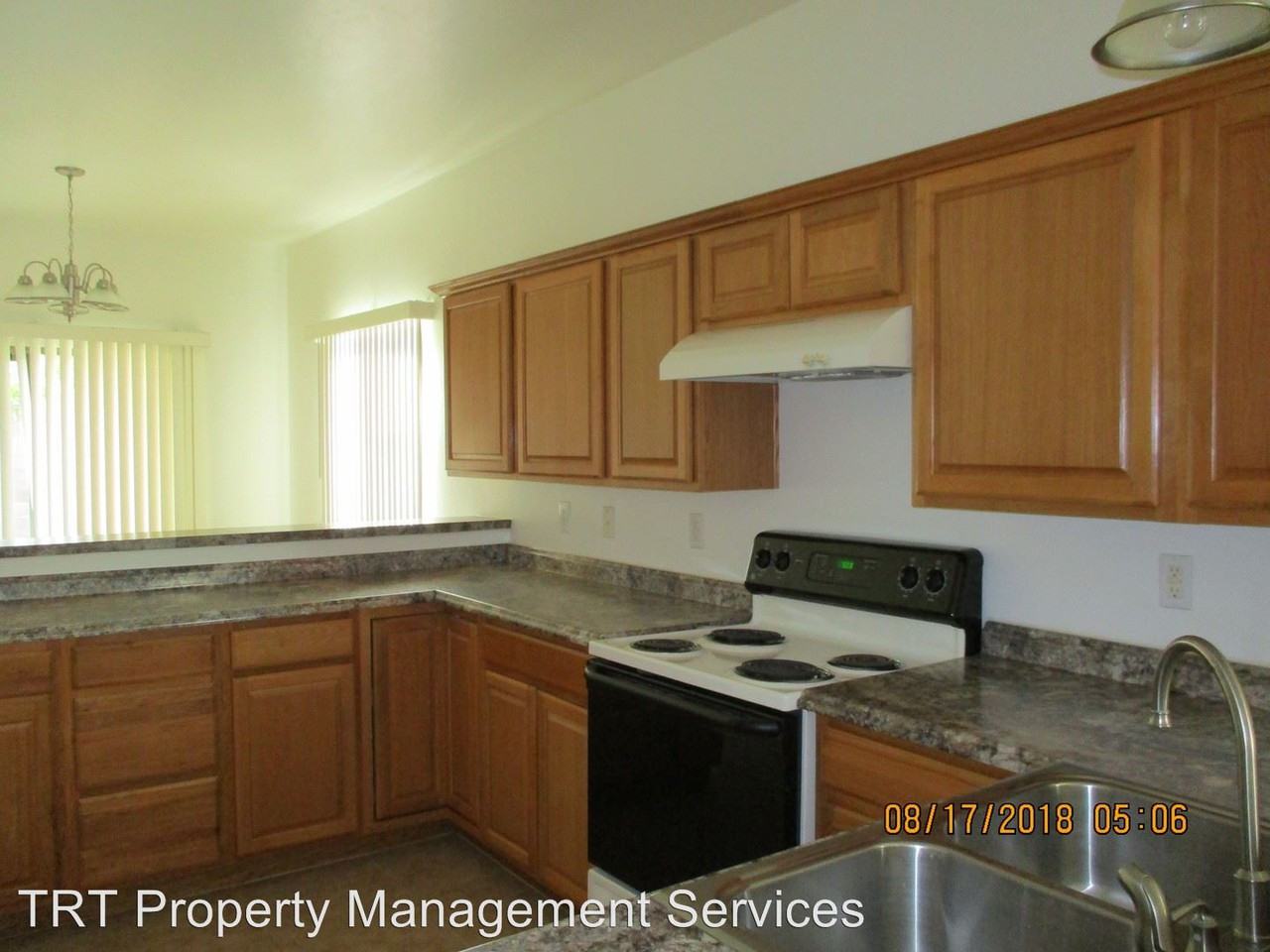 7659 W Sombrero View Ln - Photo 3 of 11