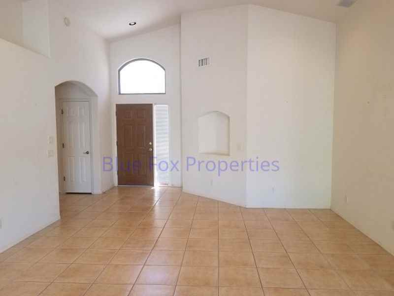 11125 N Sand Pointe Dr - Photo 2 of 15