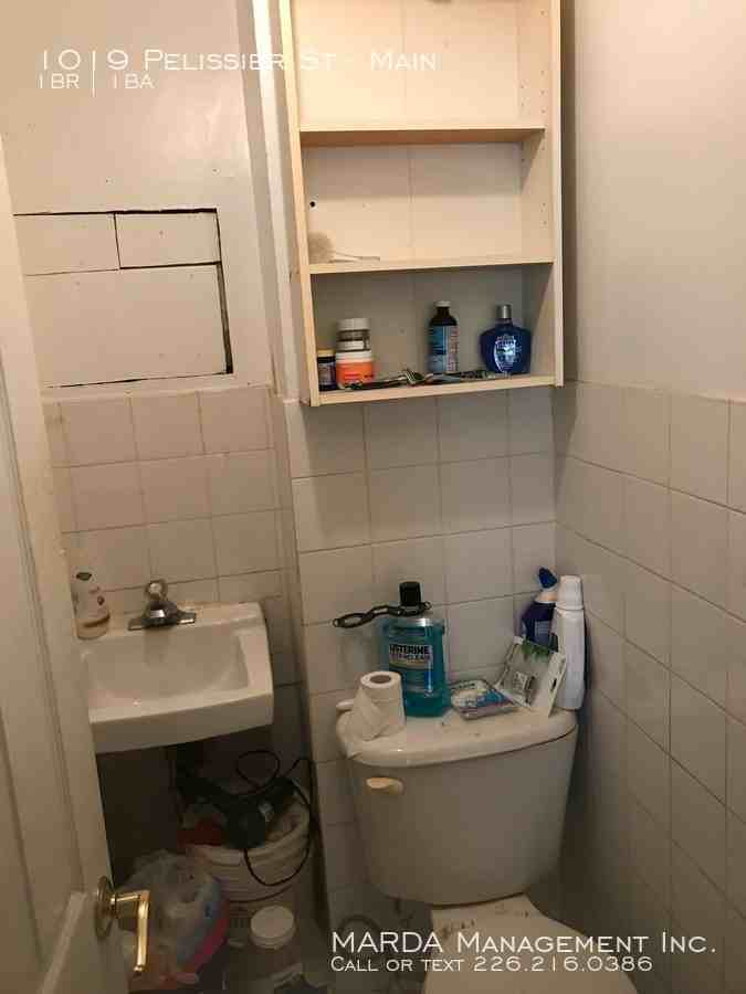 1019 Pelissier St #MAIN - Photo 2 of 3