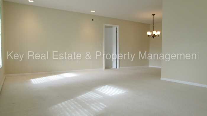 8607 Edge O Woods Ct - Photo 3 of 19