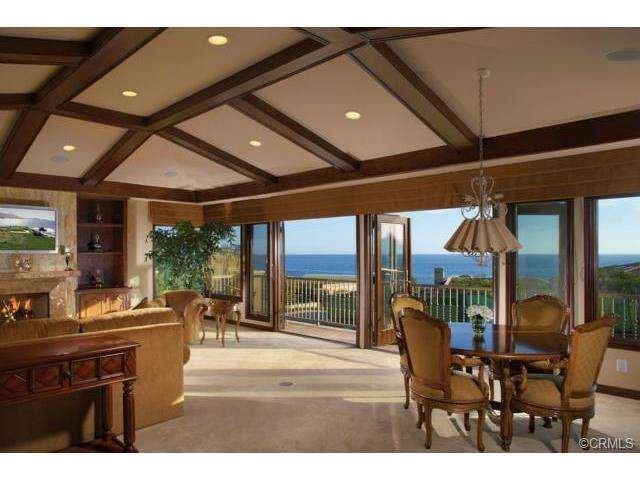 2596 Riviera Dr - Photo 3 of 17