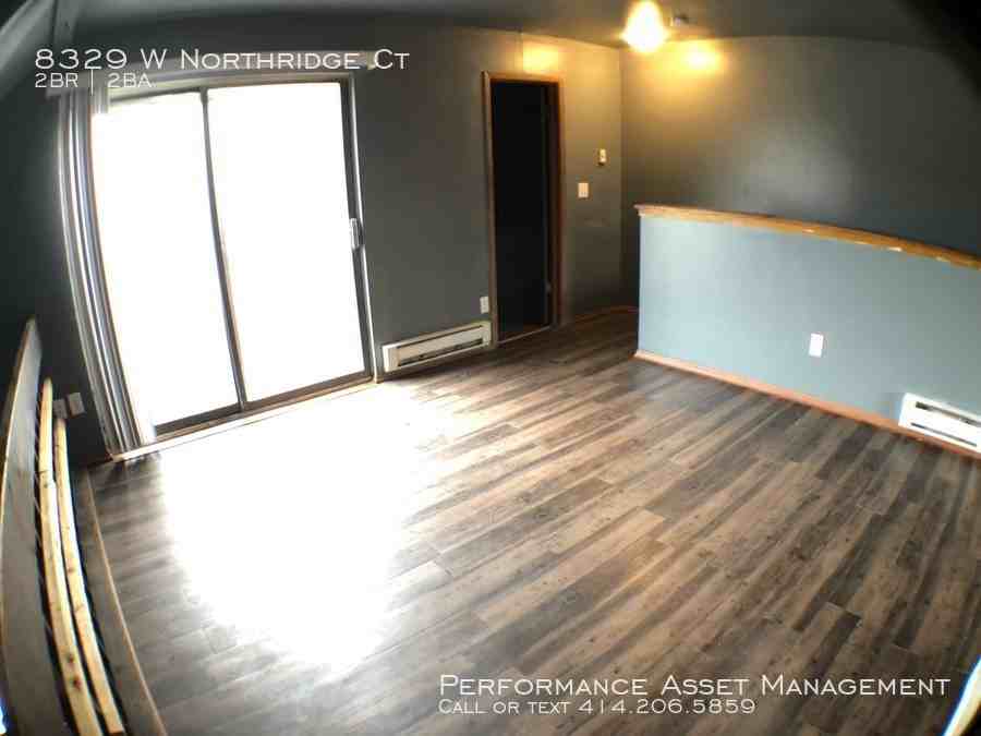 8329 W Northridge Ct - Photo 2 of 14