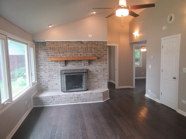 315 S Lincoln St - Photo 2 of 19