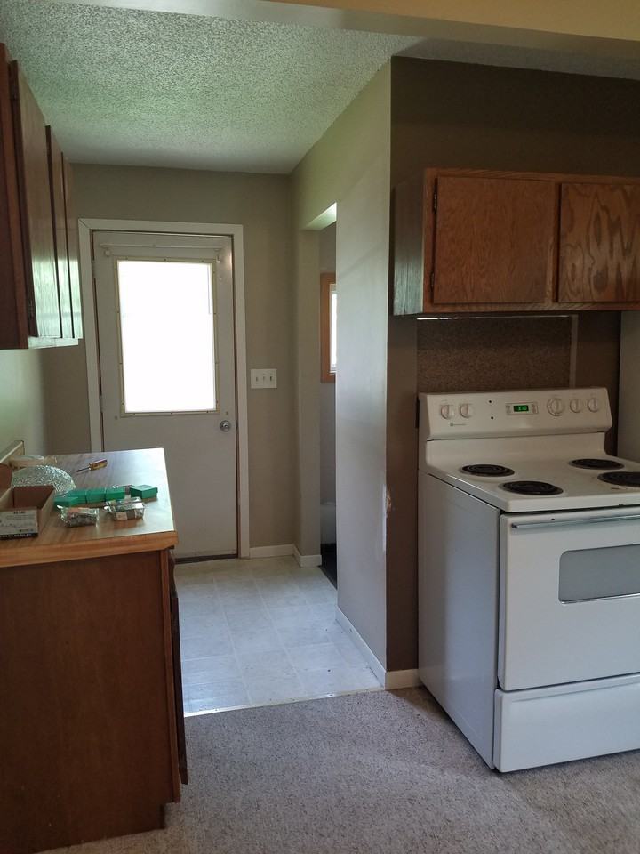 522 Woodland Ln - Photo 3 of 6