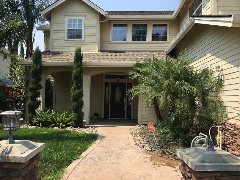 2403 Gilberte St - Photo 3 of 44