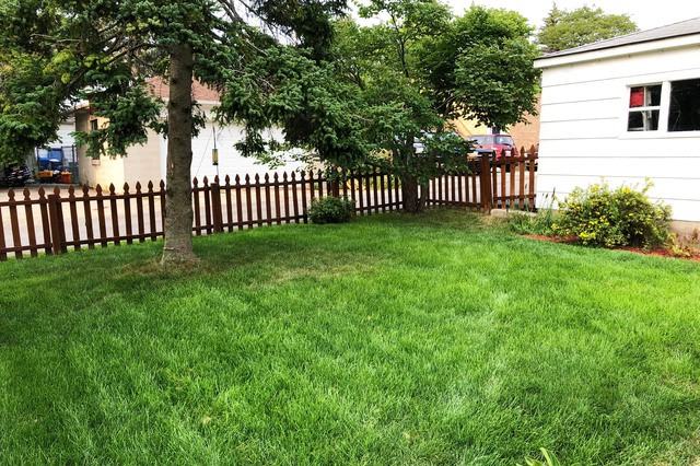 137 S Central Ave - Photo 2 of 12