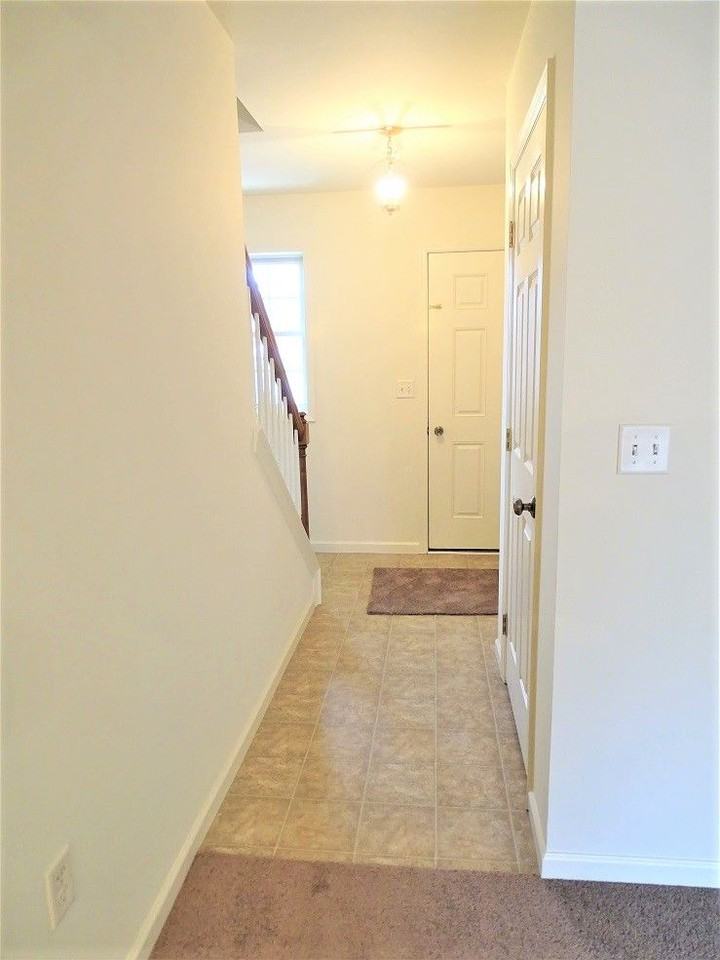 2 Stauffer Ct - Photo 2 of 18