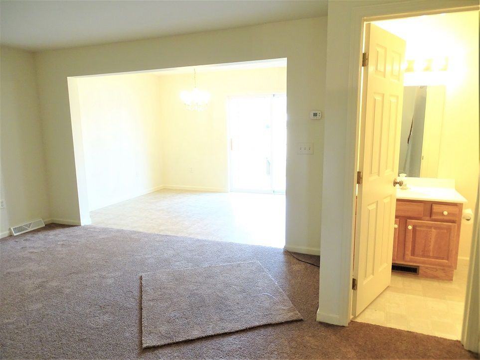 2 Stauffer Ct - Photo 3 of 18