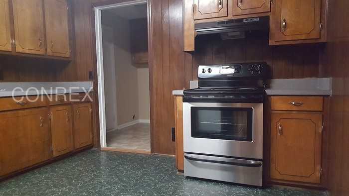736 Wilmette Rd - Photo 3 of 8