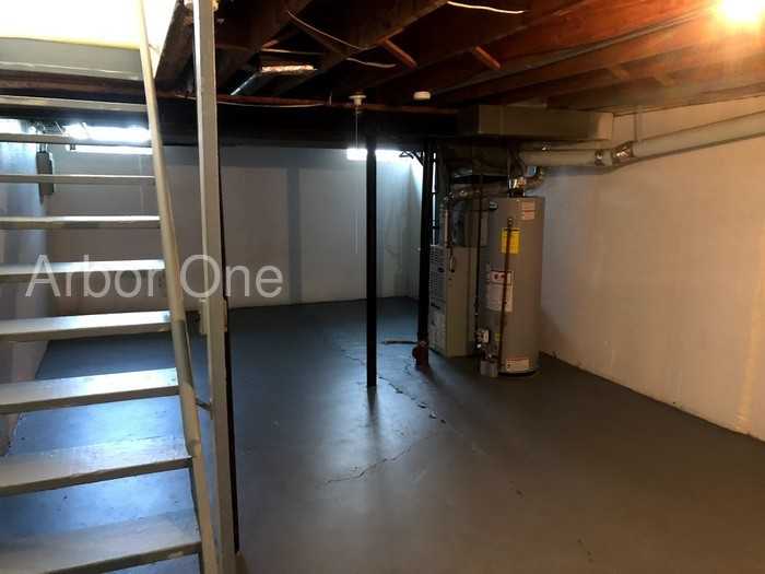 632 Villa Dr - Photo 2 of 5