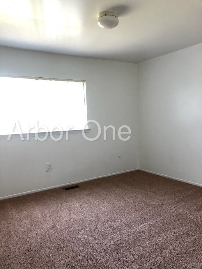 632 Villa Dr - Photo 3 of 5