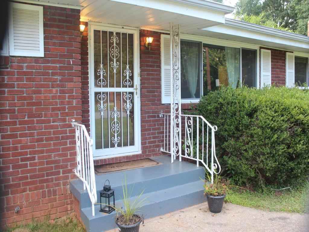 3514 Westbrook Dr - Photo 2 of 25