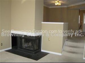 206 Fairmont Ct - Photo 2 of 10