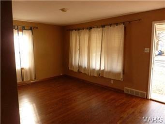 10007 Northfield Dr - Photo 3 of 18