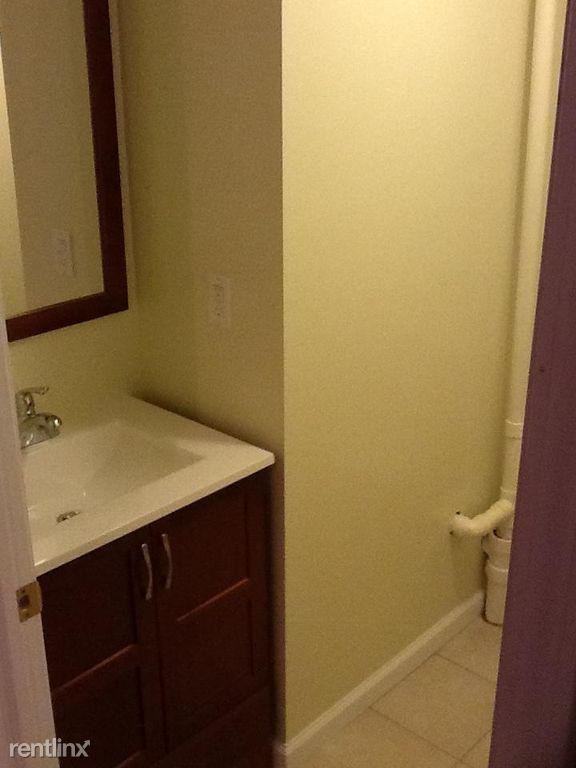 732 Parkbluff Way - Photo 3 of 8