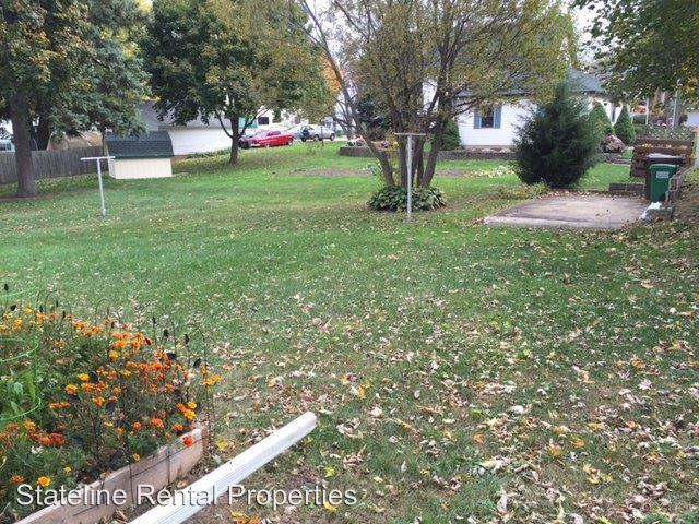 609 W Prairie St - Photo 3 of 12