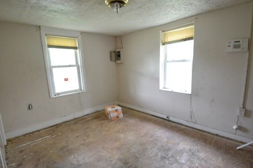 776 Jackson St - Photo 3 of 9