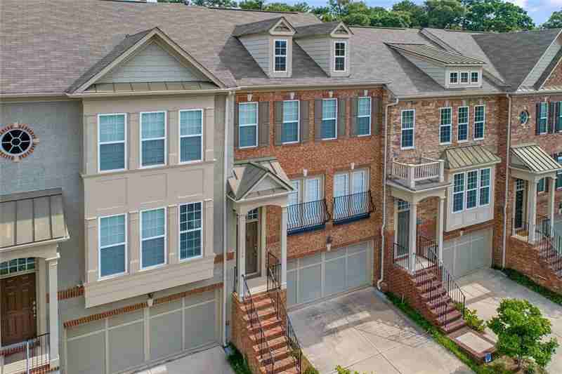 366 Ardmore Ct NW - Photo 2 of 26