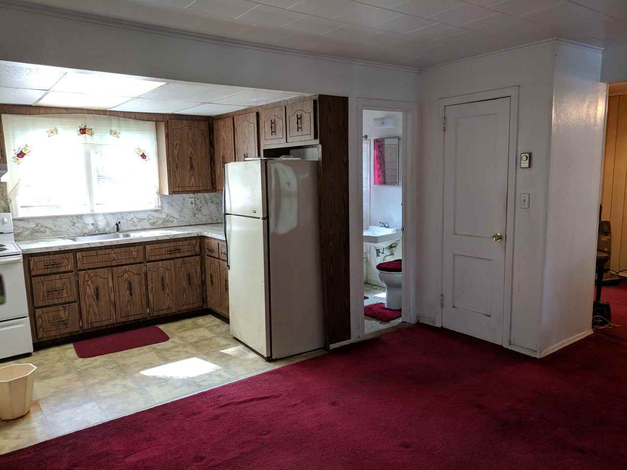 66 Corbin Ave - Photo 3 of 5