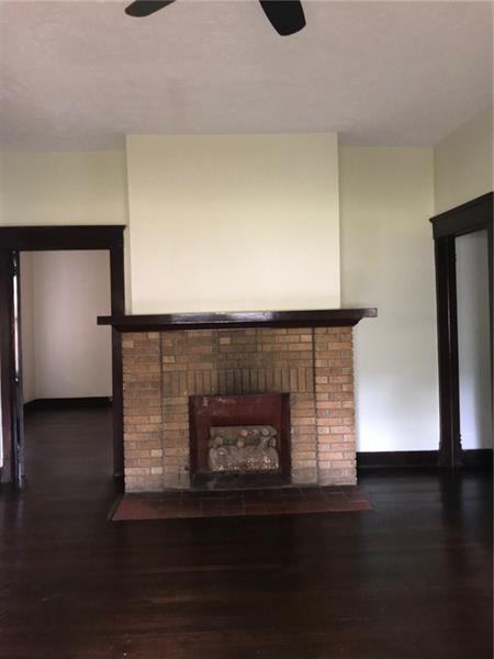 635 East Lake Dr - Photo 2 of 10