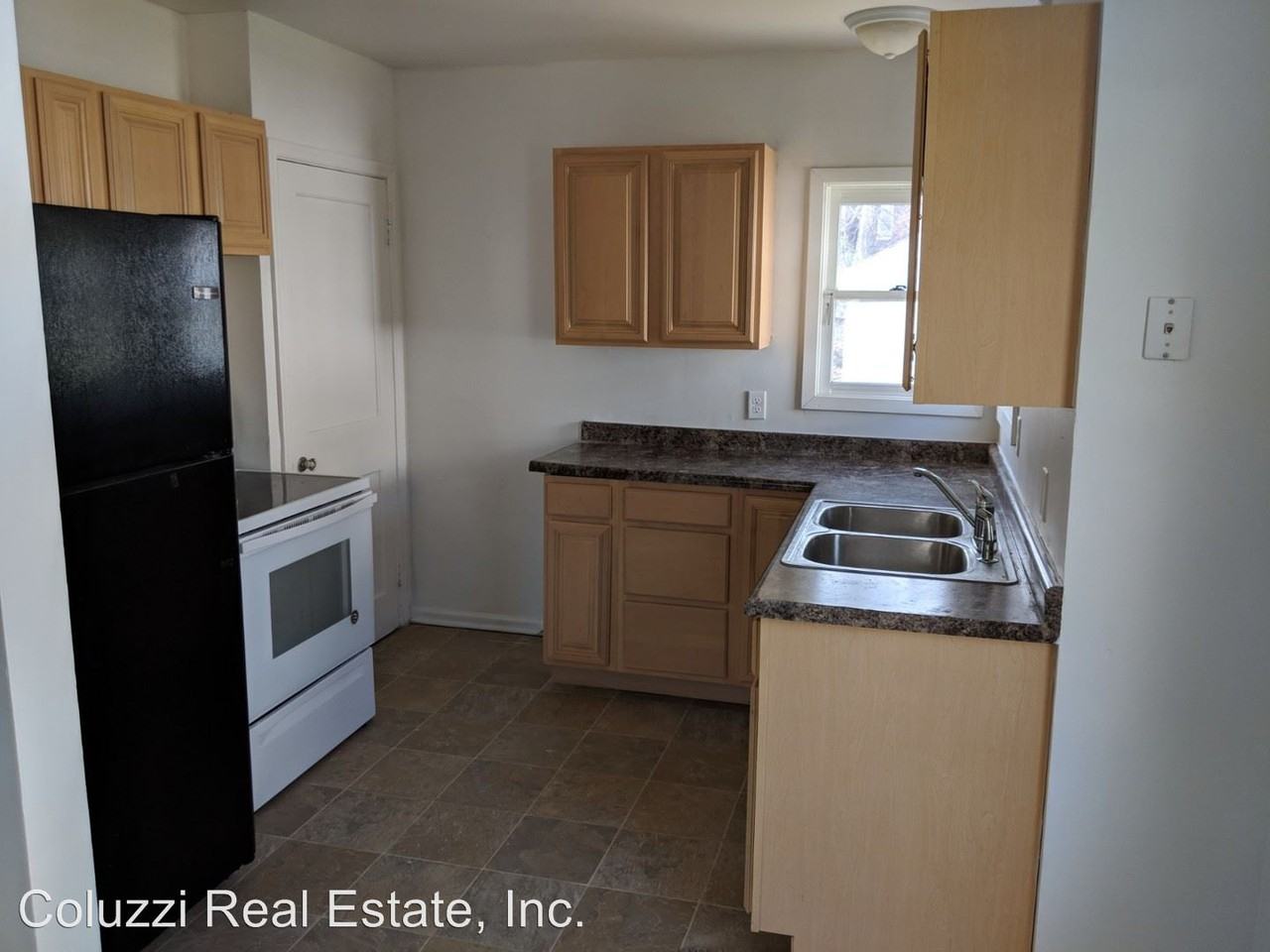 1618 Lincoln Ave - Photo 3 of 8