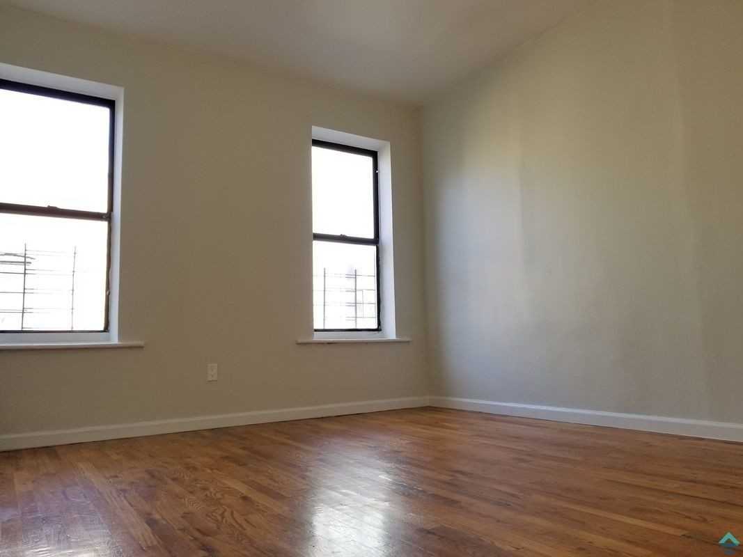 1226 Lincoln Place #a5