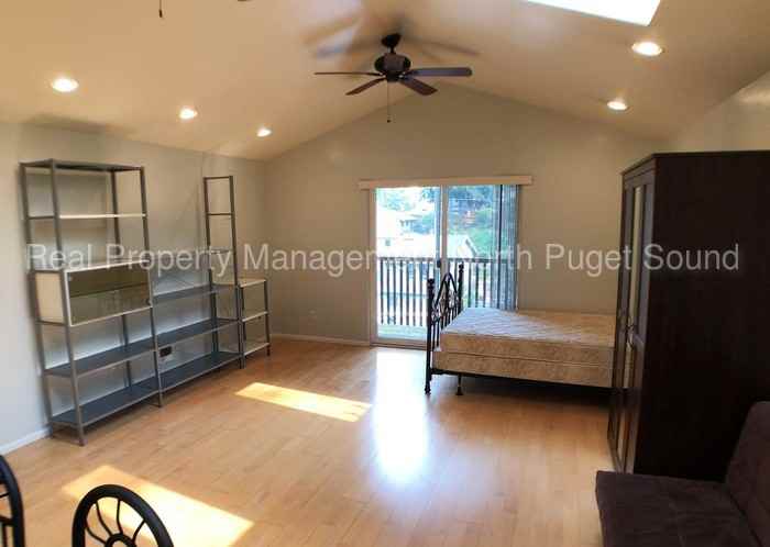 7930 E Glen Dr #B - Photo 2 of 8