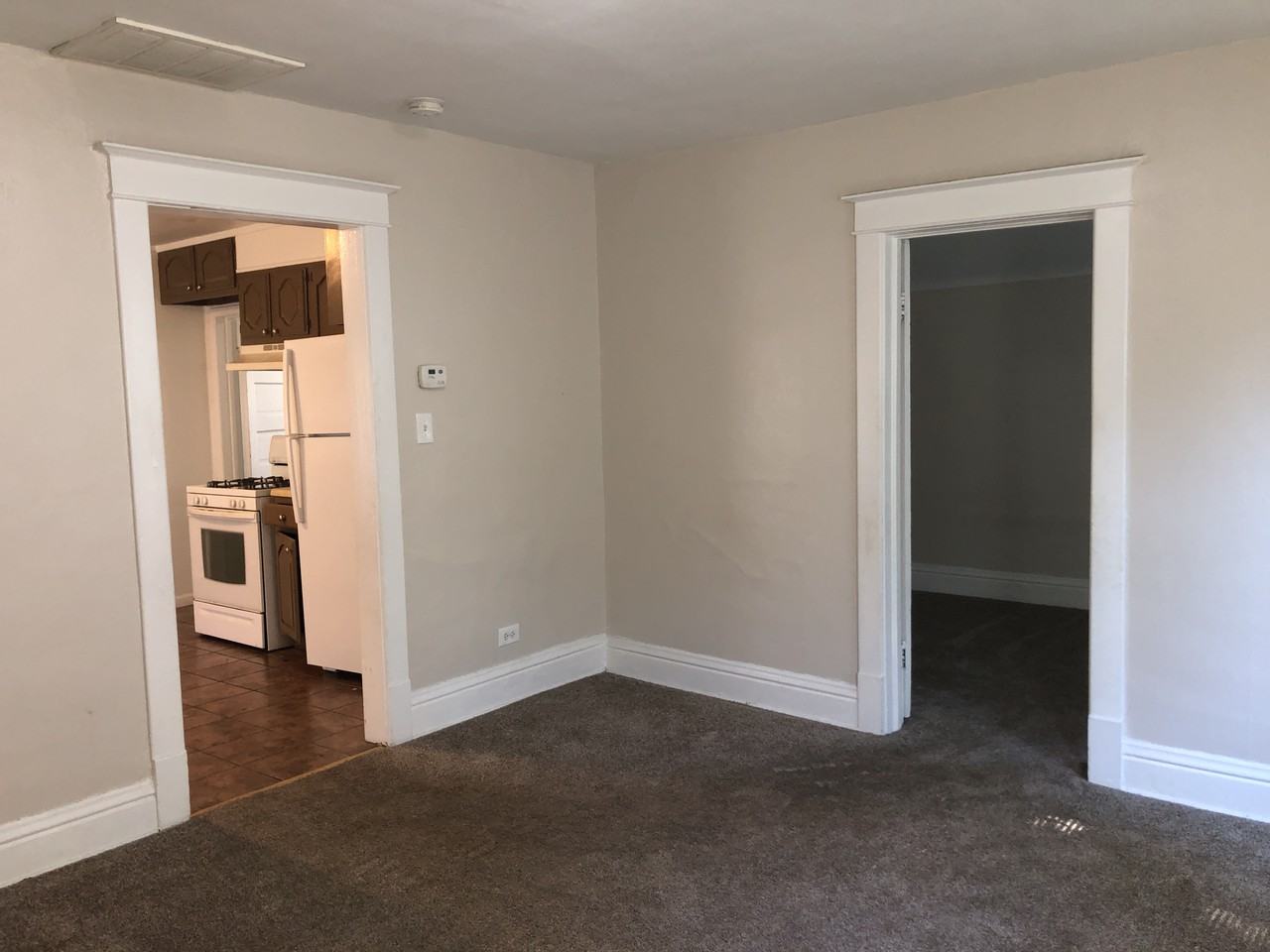 1526 Park Ave #2 - Photo 3 of 6