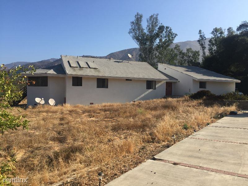 34120 Hampton Rd - Photo 2 of 28