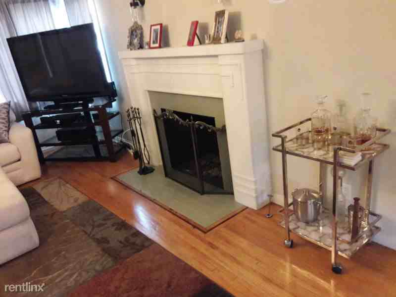 2731 Cedar Ave - Photo 3 of 12